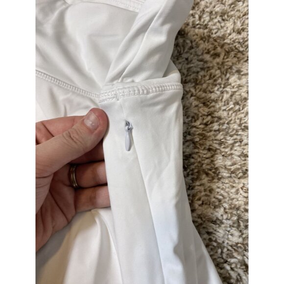 ⭐ 3/$15 Oalka Small White Workout Tennis Skort with Pocket Mesh Shorts - Picture 6 of 9